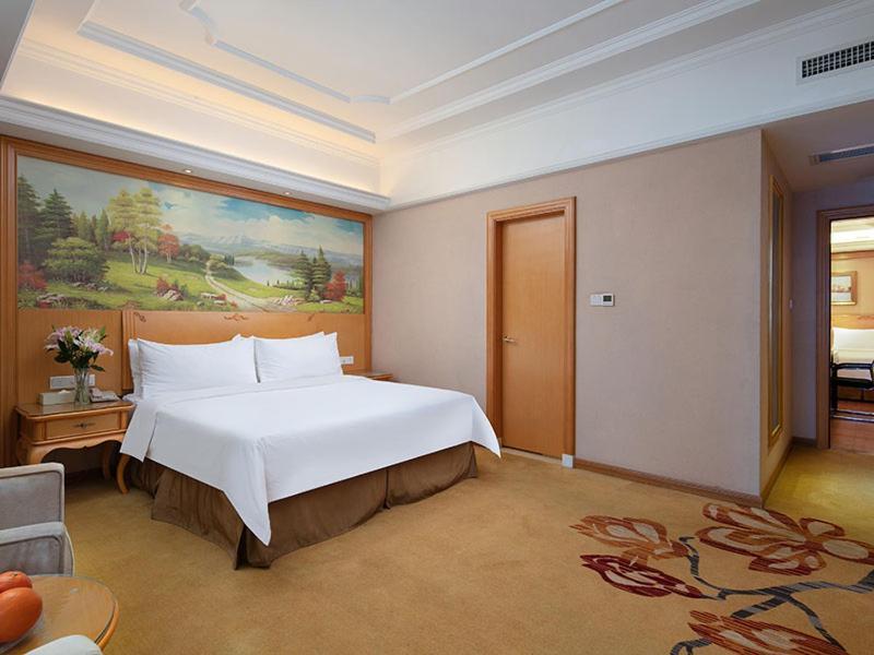 Vienna International Hotel Jiujiang Shili Street 외부 사진