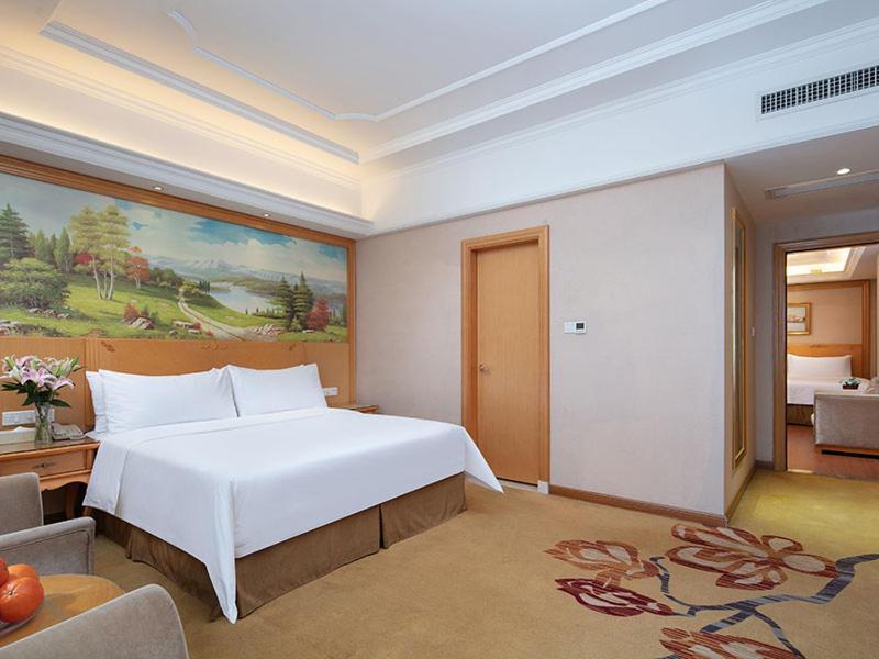 Vienna International Hotel Jiujiang Shili Street 외부 사진